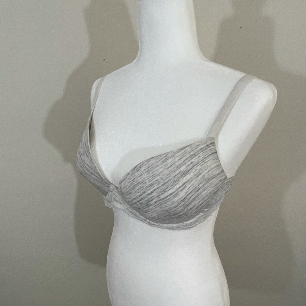 Gilligan & O'Malley Gray Bra